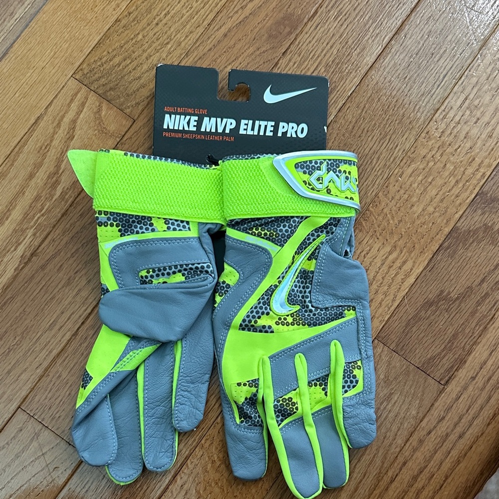 NWT Nike MVP Elite Pro Batting Gloves - XL Adult